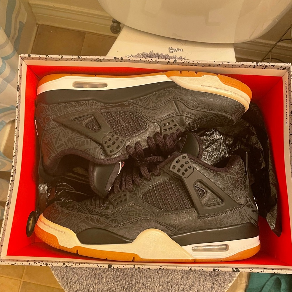 Jordan 4 Retro Laser Black Gum